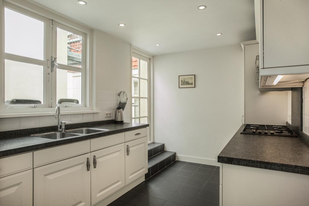 Stayci Serviced Apartments Noordeinde デン・ハーグ エクステリア 写真