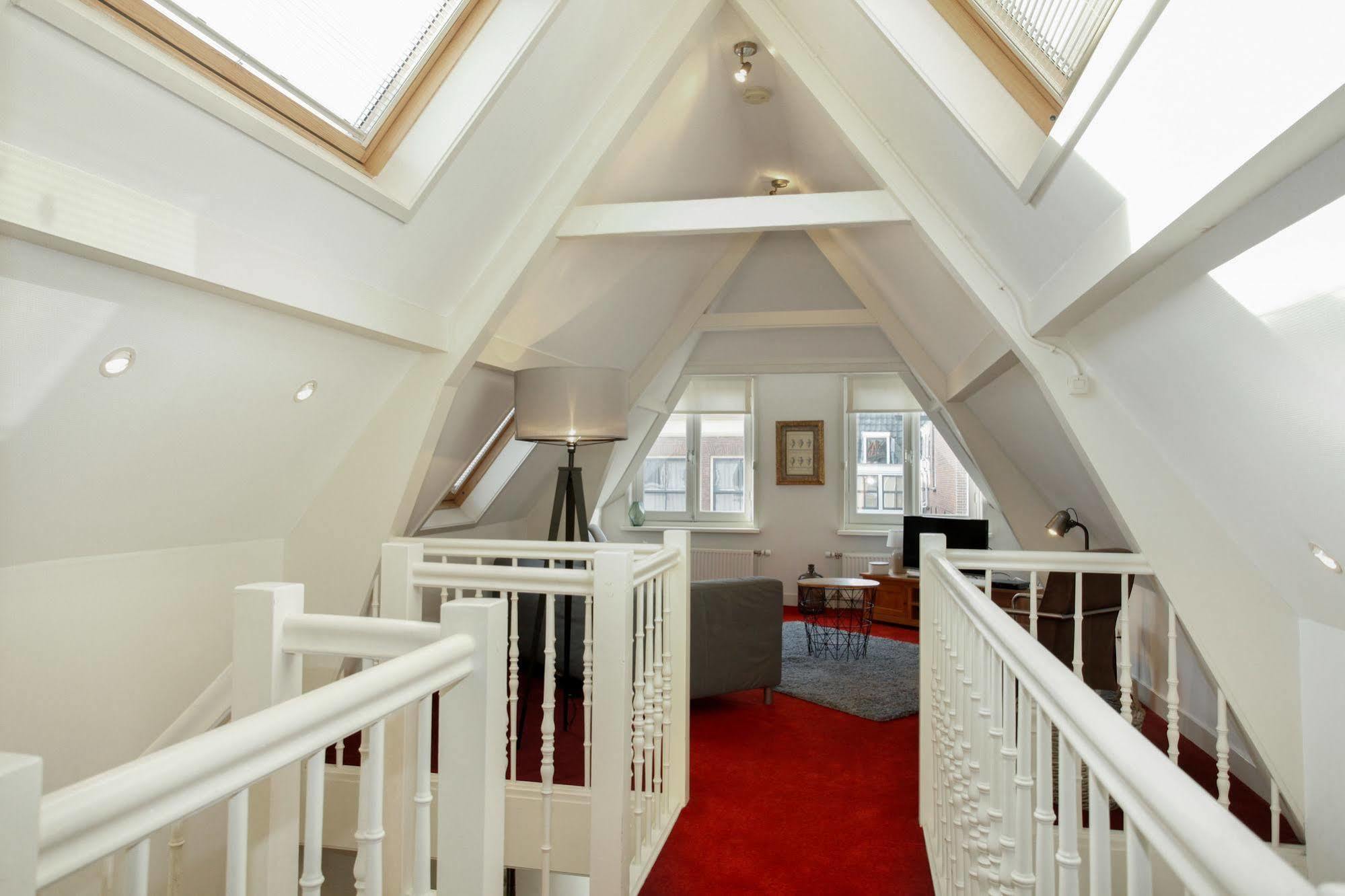 Stayci Serviced Apartments Noordeinde デン・ハーグ エクステリア 写真